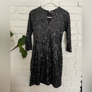 Abercrombie & Finch Sequin Dress ✨NWT✨
